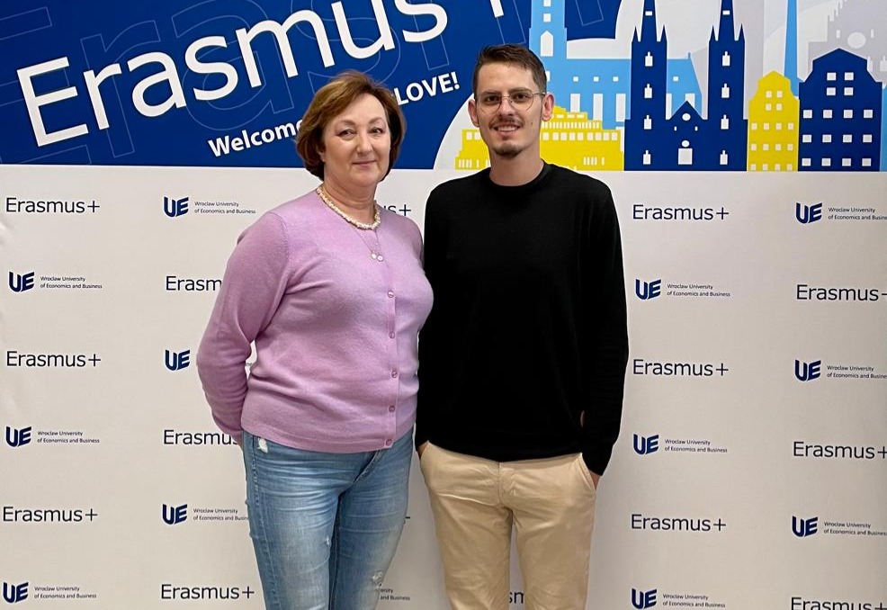 Erasmus+