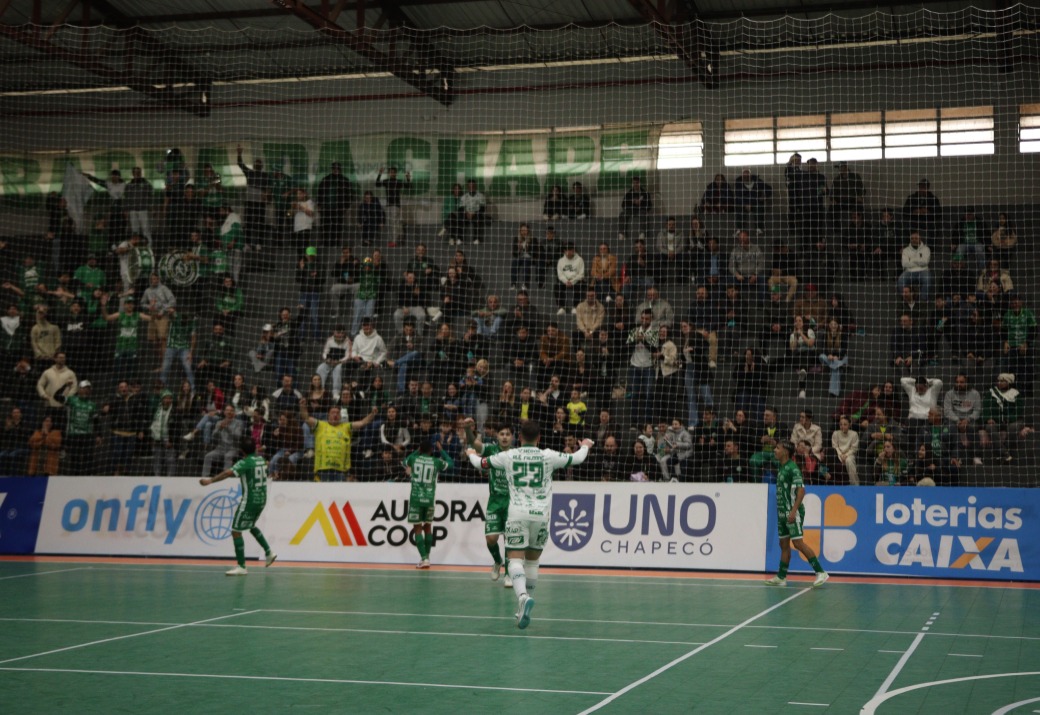 Estreia com vitória