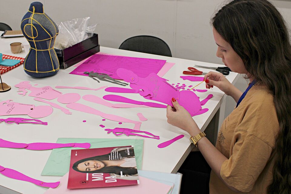 Tudo começa no papel