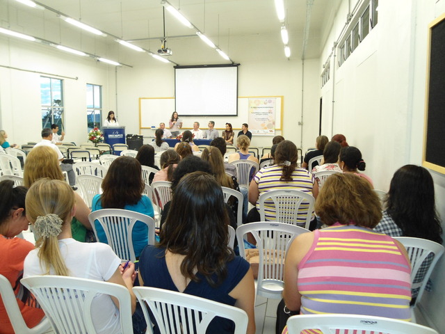 VI Colóquio Regional de Ensino Religioso reúne professores em São Lourenço