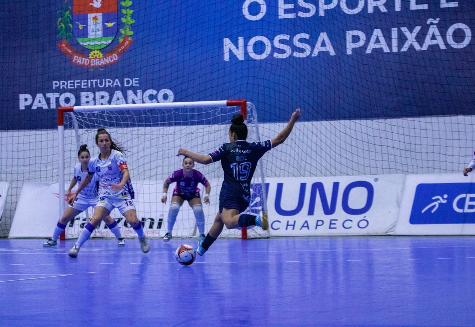 Vitória fora