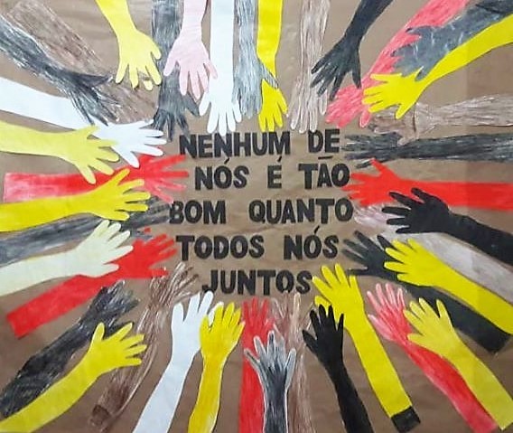 Professores, estudantes, escolas e pais precisam se reinventar neste momento