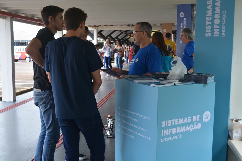 Alunos poderão tirar dúvidas com profissionais de cada área Foto