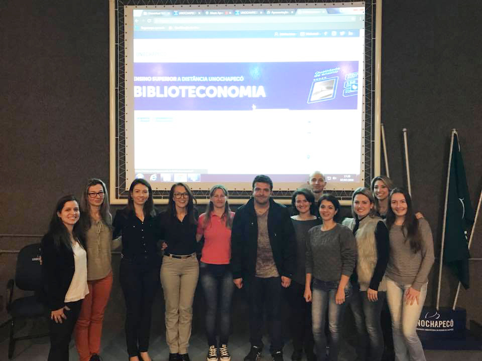 Nos dias 7 e 14 de julho os estudantes se reuniram para apresentar as atividades desenvolvidas weewew