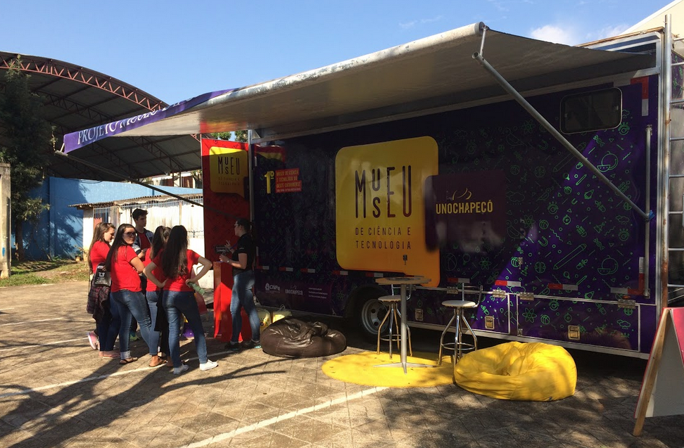 O Museu de Ciência e Tecnologia foi uma das atrações da Feira vv